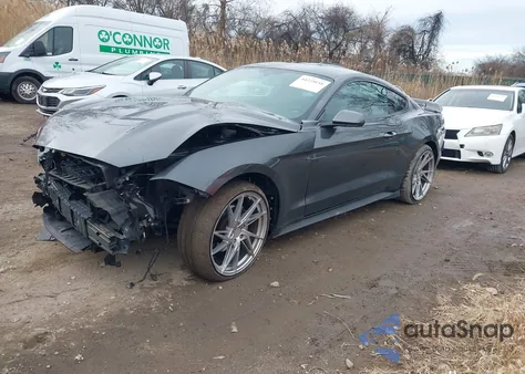 2018 Ford Mustang Ecoboost z USA, uszkodzony, nr VIN 1FA6P8TH6J5137623